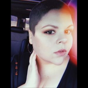 Meet your Posher, Tiffany